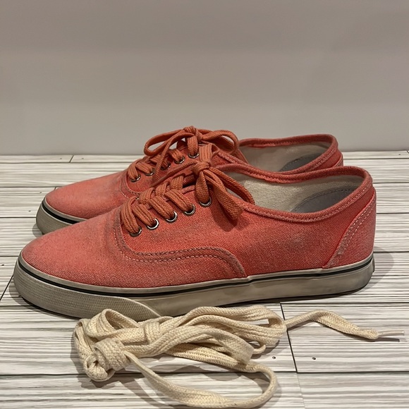 Re/Done 70s Low Top Skate Sneakers size 40 - Picture 3 of 17